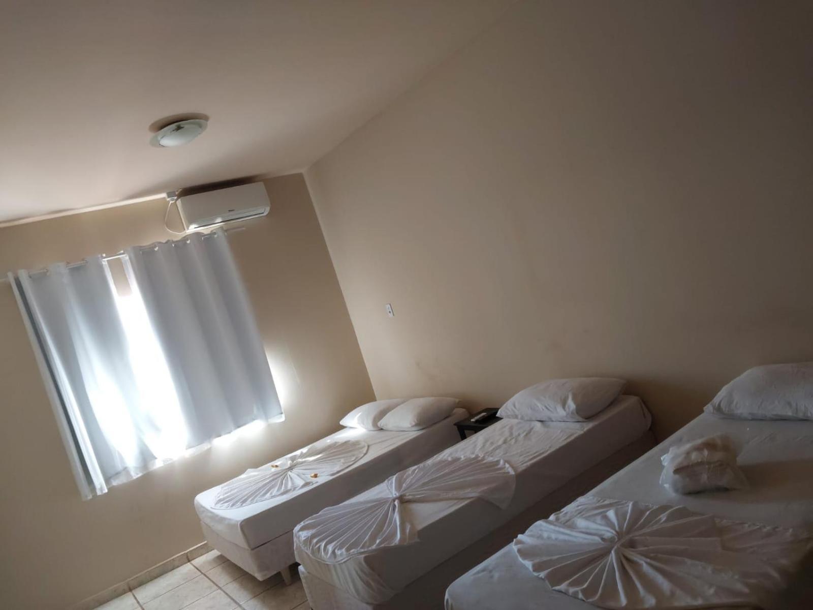 Veredas Hotel Monsenhor Paulo Bagian luar foto